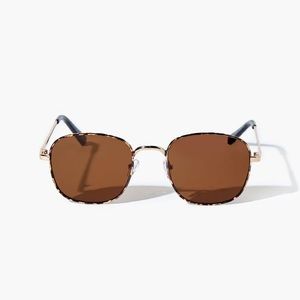 Round frame sunglasses